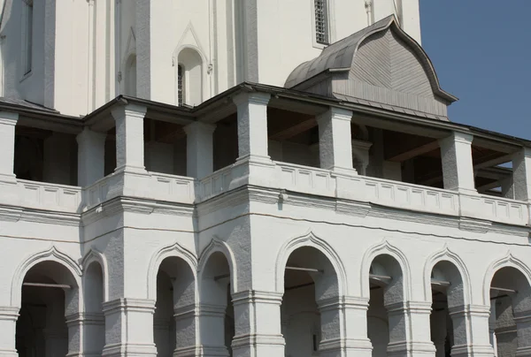 Balkony 提升教会在缅 (莫斯科) 图库照片