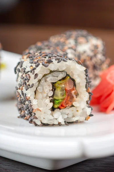 Sushi con sésamo — Foto de Stock
