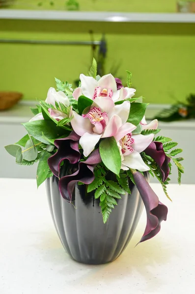 Свадебный букет цветов — стоковое фото