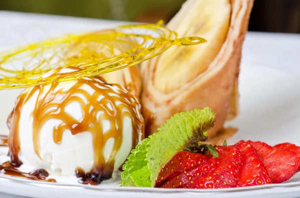 Läckra pannkaka dessert — Stockfoto