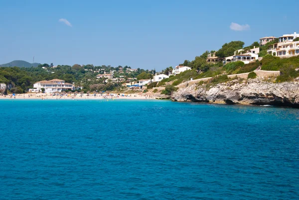 Cala romantica beach i Hotele, Majorka, Hiszpania — Zdjęcie stockowe