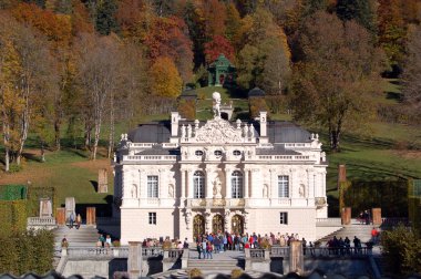 Linderhof Castle (Ludwig's Castle) clipart