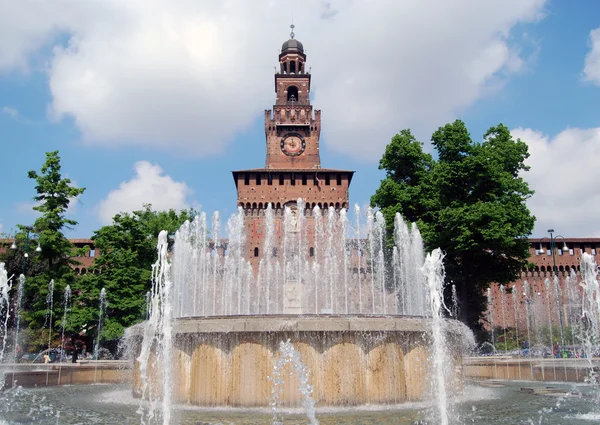 Milán - Castello Sforzesco, Castillo de Sforza — Foto de Stock