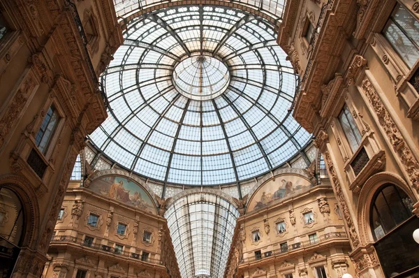 Milán, Galleria Vittorio Emanuele —  Fotos de Stock
