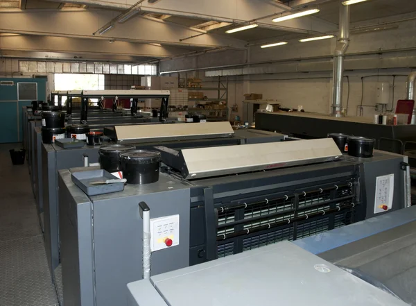 눌러 인쇄-오프셋된 기계 — 스톡 사진