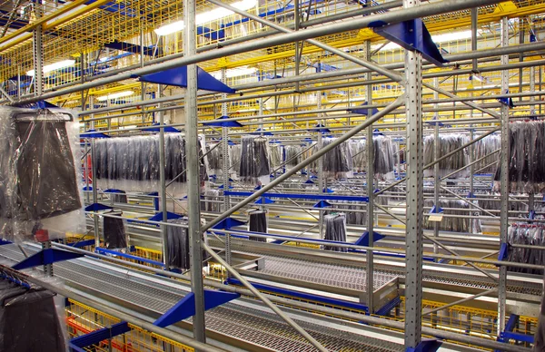 Italian clothing factory - Automatic warehouse — Stock Photo, Image