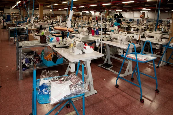 Italienische Bekleidungsfabrik — Stockfoto