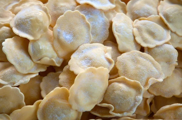 Tortellini (italiensk pasta) — Stockfoto