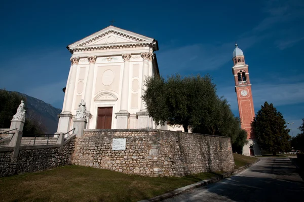 Церковь Святой Эвлайи - Борсо-дель-Граппа — стоковое фото