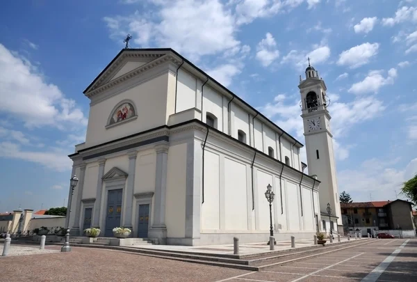 Типовий італійський церква - Mercallo — стокове фото