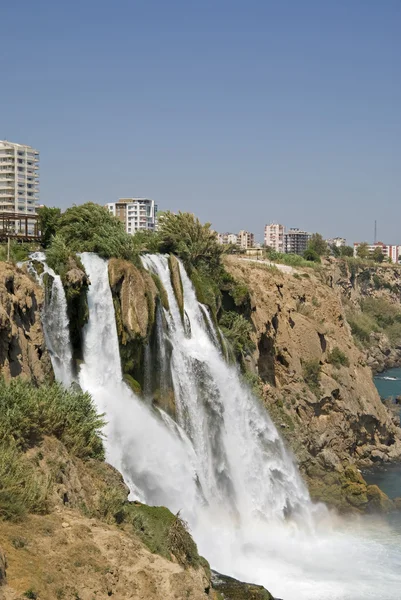 Düden niedrigere Wasserfälle bei Antalya, Türkei — Stockfoto