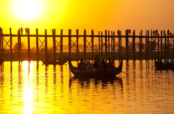 Мост Мьянмы — стоковое фото