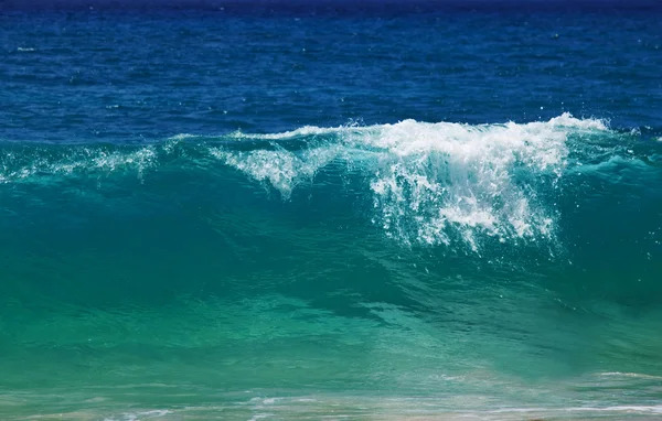 在夏威夷的波 — 图库照片