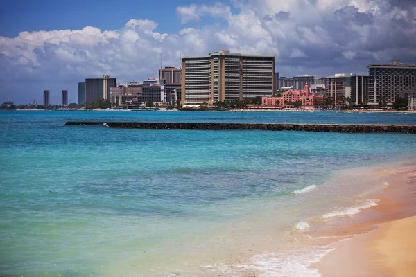 Waiikiki beach in Honolulu — Stock Photo, Image