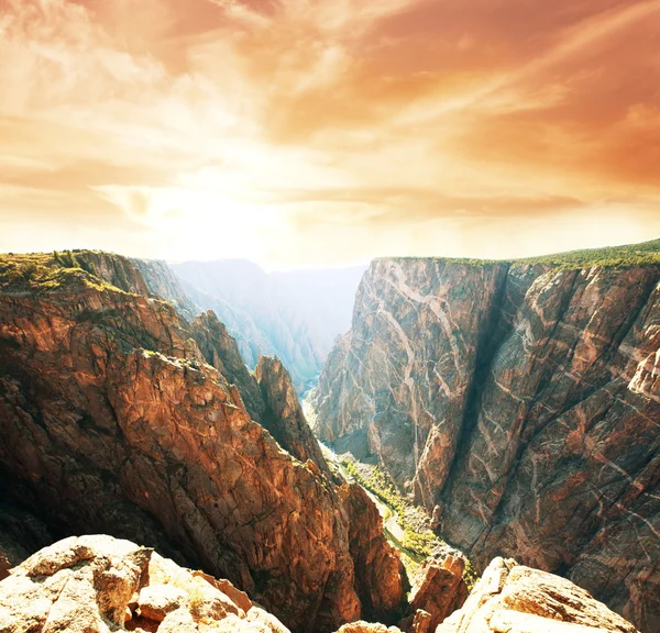 Czarny kanion gunnison krajobrazy Parku Narodowego — Zdjęcie stockowe