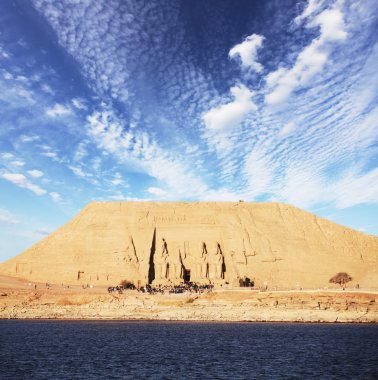 abu simbel