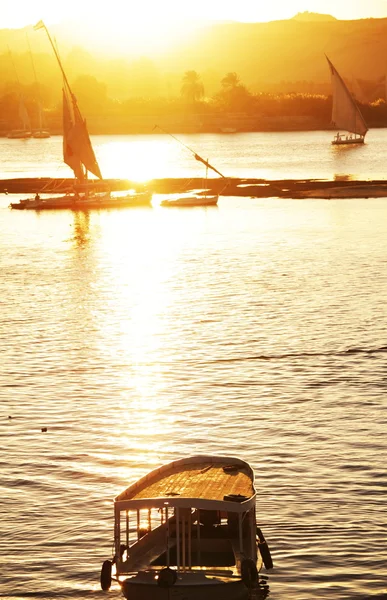 Nil tekneler — Stok fotoğraf