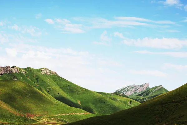 Yeşil tepeler — Stok fotoğraf