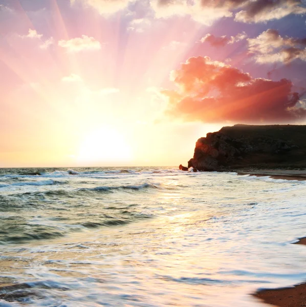 Море на захід сонця — стокове фото