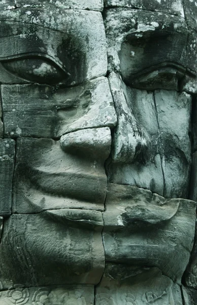 Каменное лицо — стоковое фото