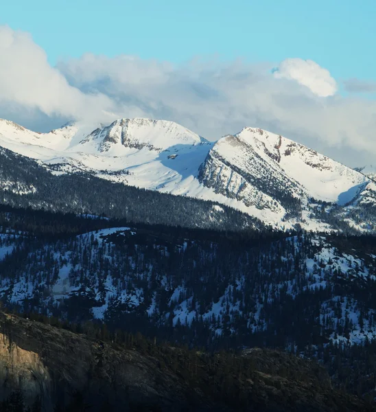Góry Yosemite — Zdjęcie stockowe