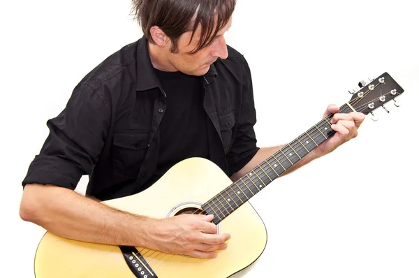 Чоловік грає гітара — стокове фото