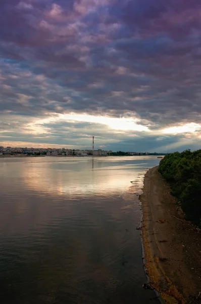 Puesta de sol en el río Danubio — Foto de Stock
