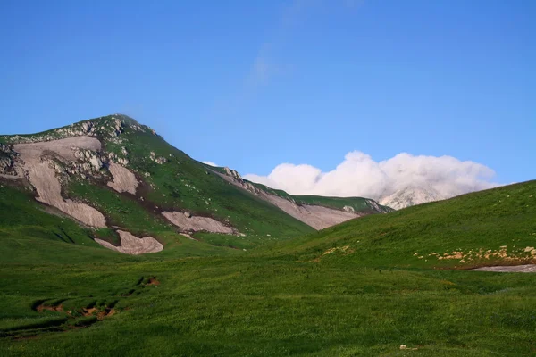 En las montañas del Cáucaso —  Fotos de Stock