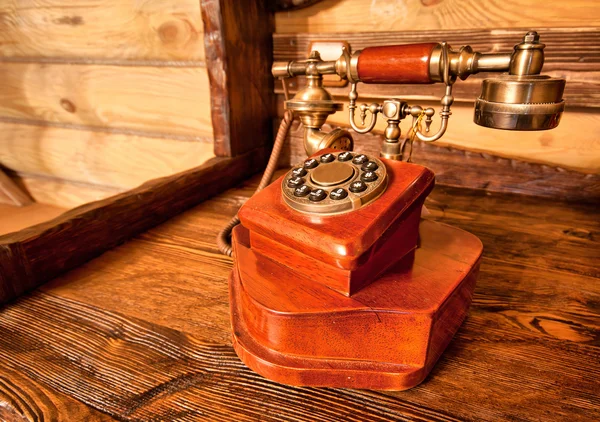 Drewniany telefon — Zdjęcie stockowe
