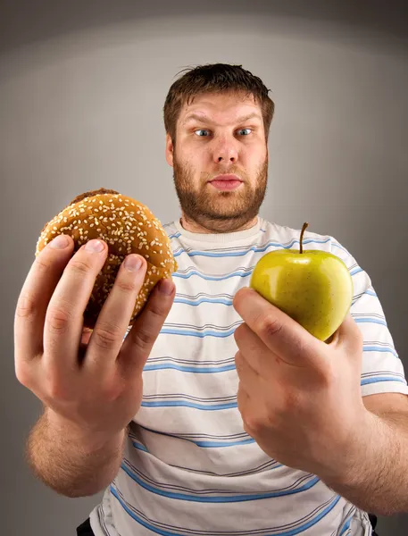 Snabbmat vs hälsosam mat — Stockfoto