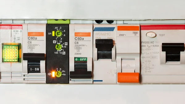 電気 fuseboxes とコンポーネント — ストック写真