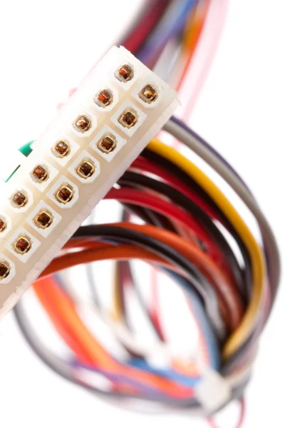 Renkli kabloları elektrik prizinden — Stok fotoğraf