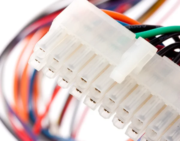 Stopcontact met kleurrijke kabels — Stockfoto