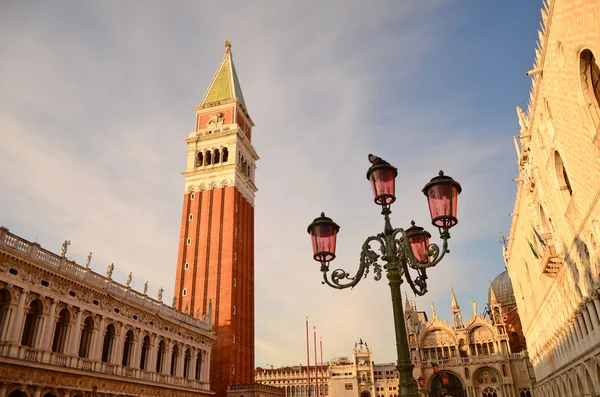 圣上日落，威尼斯，意大利著名的圣马可广场 — 图库照片