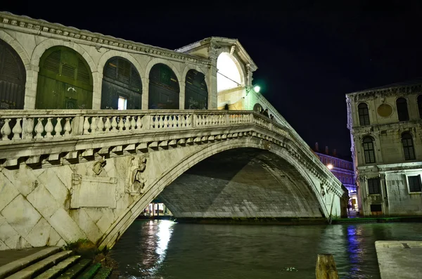 İtalya, Venedik 'te Rialto Köprüsü — Stok fotoğraf