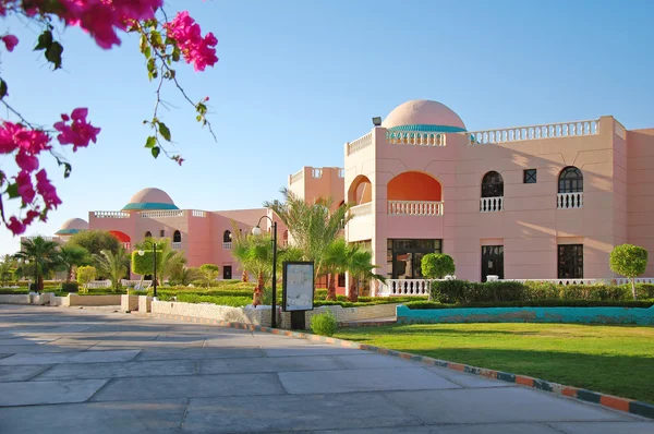 Tropikal resort hotel, hurghada city, Mısır — Stok fotoğraf