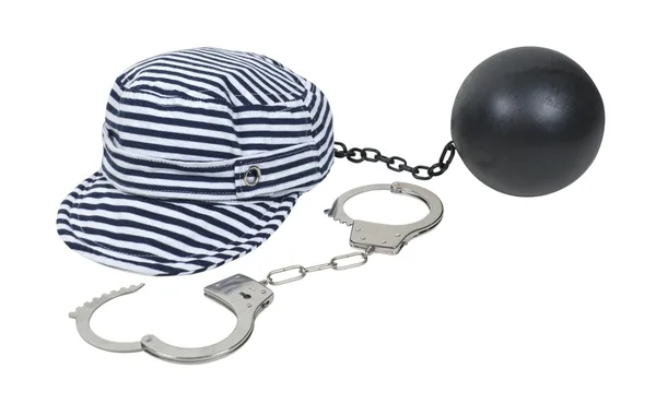 Hapishane kuşu çizgili şapka ile top ve zincir ve kelepçe — Stok fotoğraf