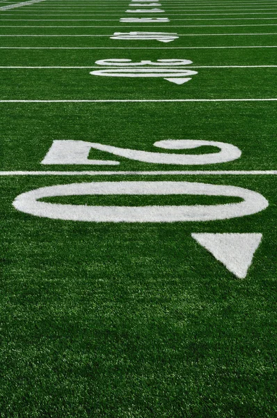 20 yard lijn op Amerikaanse voetbalveld — Stockfoto
