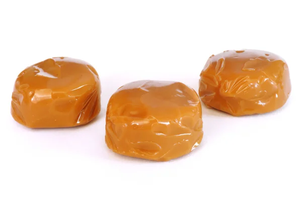 Trzy kawałki Cukierki karmelowe — Zdjęcie stockowe