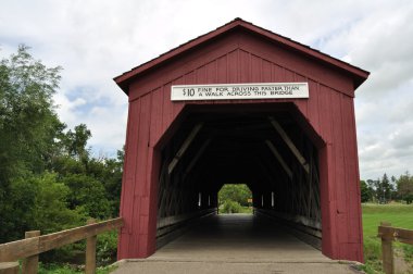 Covered Bridge clipart