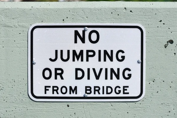 Nie skoków lub nurkowania znak — Zdjęcie stockowe