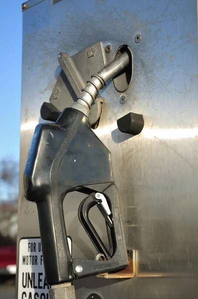 Düse an einer Benzinpumpe — Stockfoto