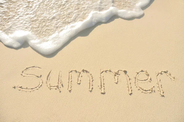 Sommer in Sand am Strand geschrieben — Stockfoto