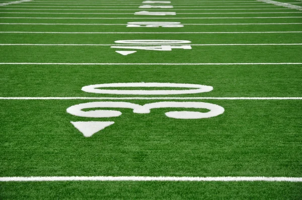 Dertig yard lijn op Amerikaanse voetbalveld — Stockfoto