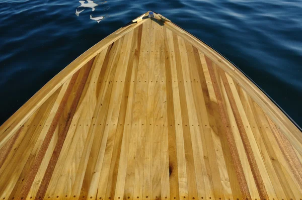 Wood Strip Bow Deck of Wooden Boat — Stock Photo, Image