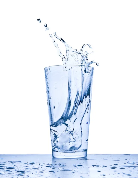 Stropire de apă în sticlă — Fotografie, imagine de stoc