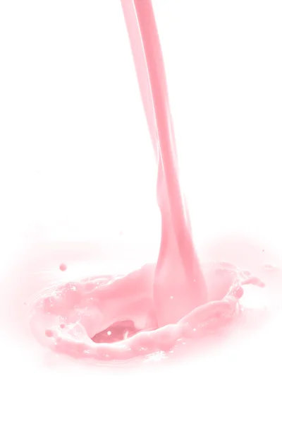 Jahodové mléko stříkající — Stock fotografie