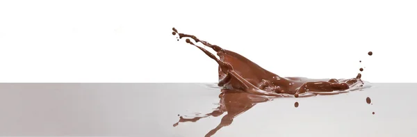 Шоколадный всплеск — стоковое фото
