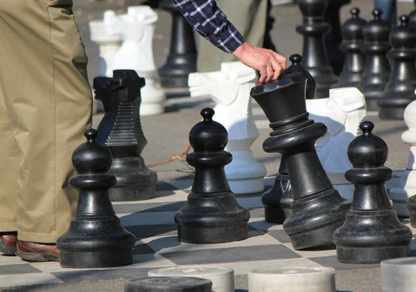 Outdoor chessgame — Stock Photo, Image