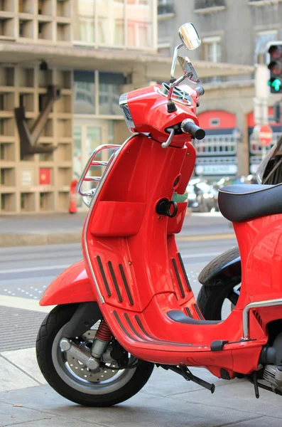 Scooter rojo — Foto de Stock